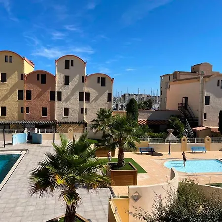 Gruissan: T2 Cabine, Piscine, Parking, Centre, 4/5 Pers, Petit Budget - Fr-1-796-3 * 格吕桑