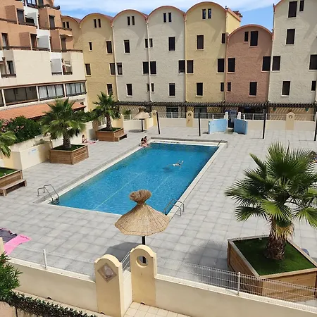 Gruissan: T2 Cabine, Piscine, Parking, Centre, 4/5 Pers, Petit Budget - Fr-1-796-3 * Gruissan