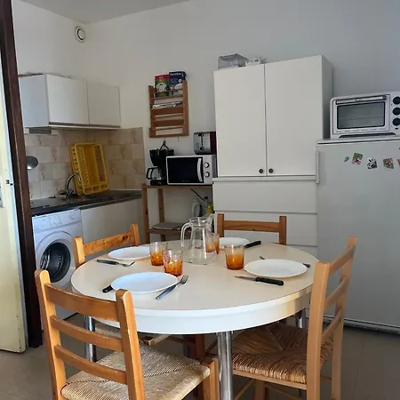 Διαμέρισμα Gruissan: T2 Cabine, Piscine, Parking, Centre, 4/5 Pers, Petit Budget - Fr-1-796-3 *