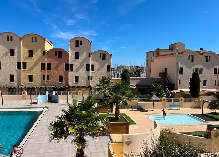 Gruissan: T2 Cabine, Piscine, Parking, Centre, 4/5 Pers, Petit Budget - Fr-1-796-3 * Gruissan
